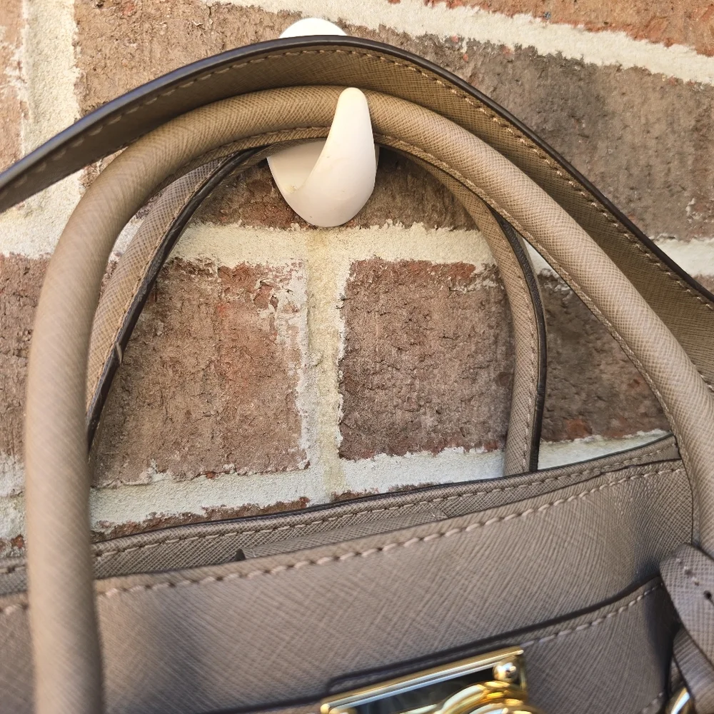 Michael Kors Hamilton Large Saffiano Leather Satchel Tote Lock Charm Taupe Beige